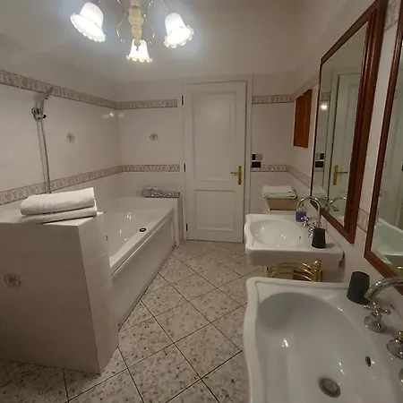 Attico Della Vittoria Guest house